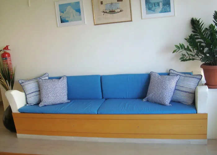 Aparthotel Philippos & 3*