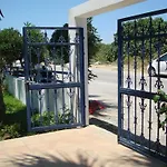 Philippos & Lejlighedshotel 3*