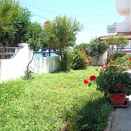 Aparthotel Philippos & 3*