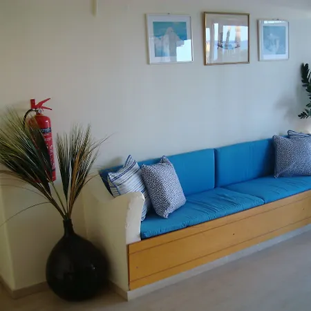 Philippos & Ξενοδοχείο με διαμερίσματα