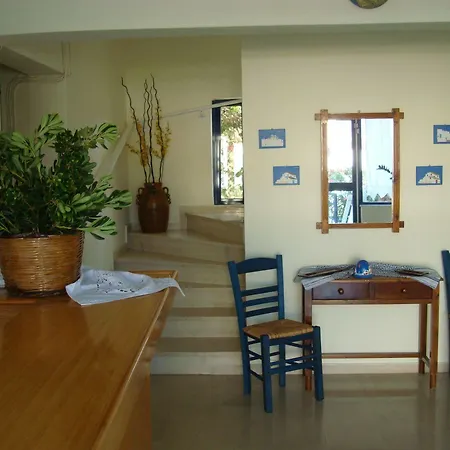 Philippos & Aparthotel 3*